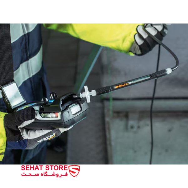 گازسنج چند حالته دراگر مدل Dräger X-am 8000 در دست 2 محصولات فروشگاه صحت